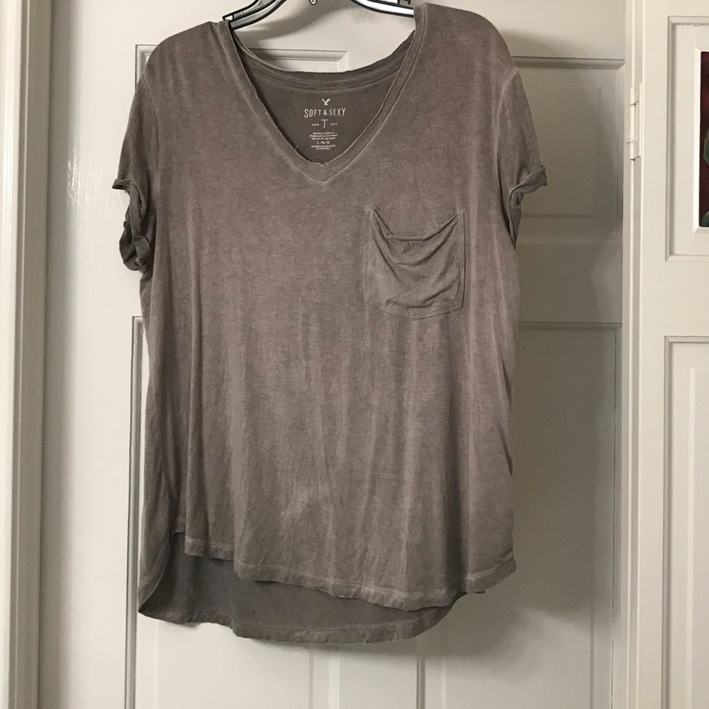 American Eagle causal tee